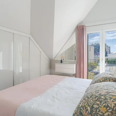 Q.vitoria Penthouse, By Pausa Funchal (Madeira)