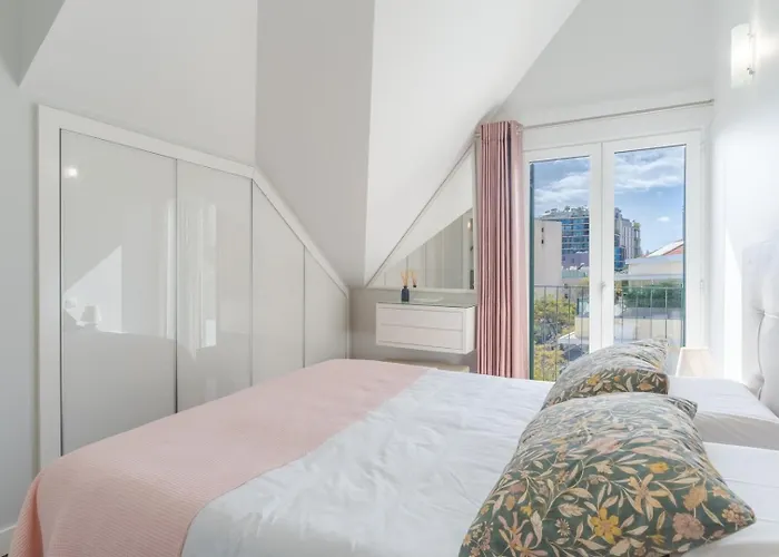 Q.Vitoria Penthouse, By Pausa Holiday Rentals 丰沙尔